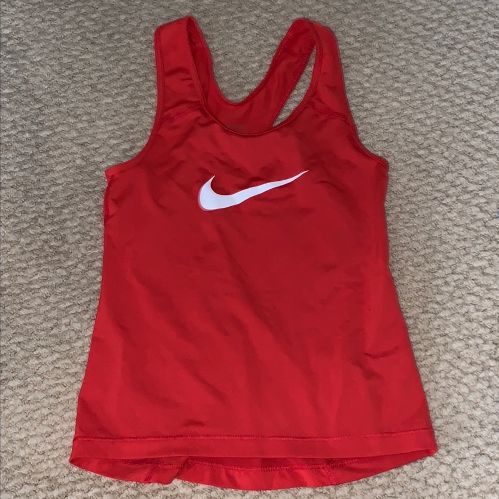 Nike top